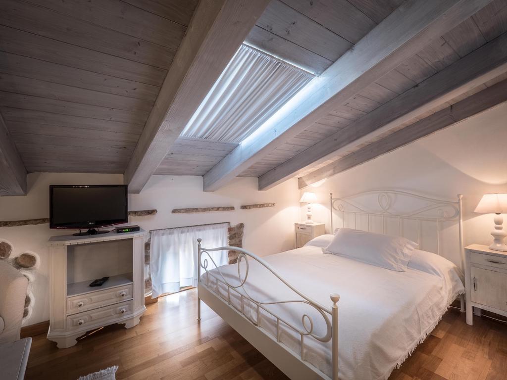 Hostal Relais Il Pigno Affi Exterior foto